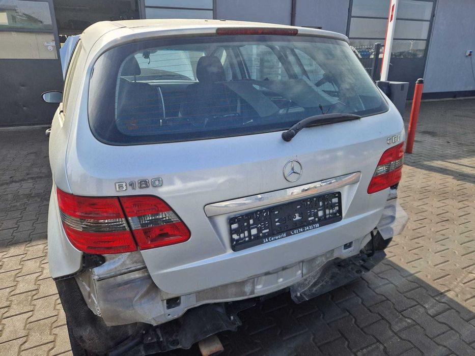 Lampa tył tylna lewa prawa B klasa w245 w błotnik