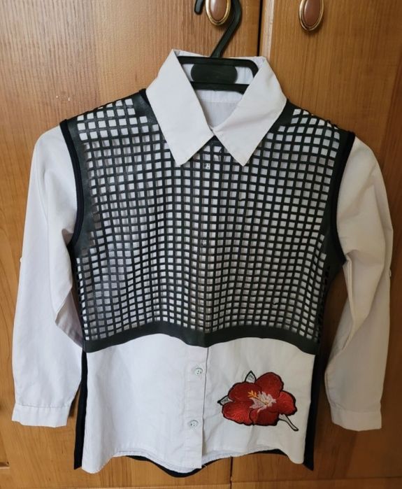 Сучасна вишиванка на дівчинку розмір 152