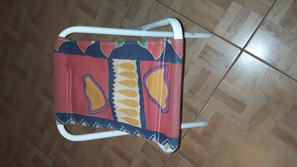 Taboret składany dla kolejkowicza i wędkarza