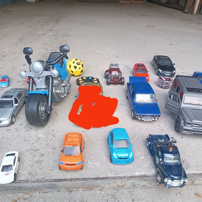 Продам модельки игрушки
