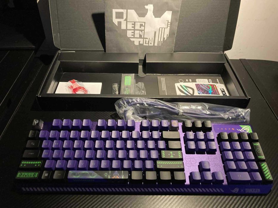 Asus ROG Strix RX Blue switch Evangelion Eva-01
