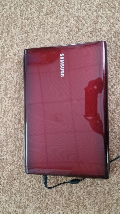 Ноутбук Samsung r780 (17.3, i5)
