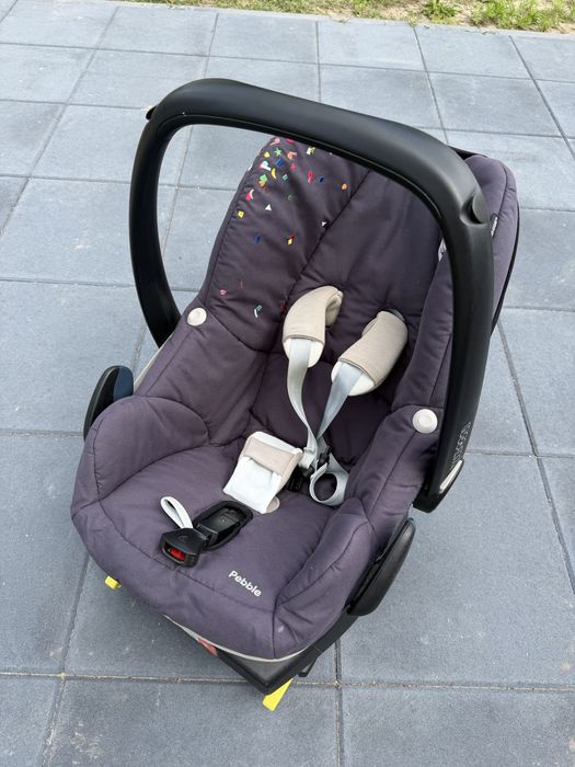 Fotelik samochodowy Maxi-Cosi Pebble 0–13 kg + baza ISOFIX