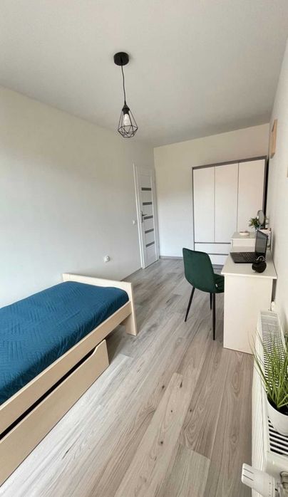 Pokój jednoosobowy z balkonem do wynajęcia - Bulwar Ikara