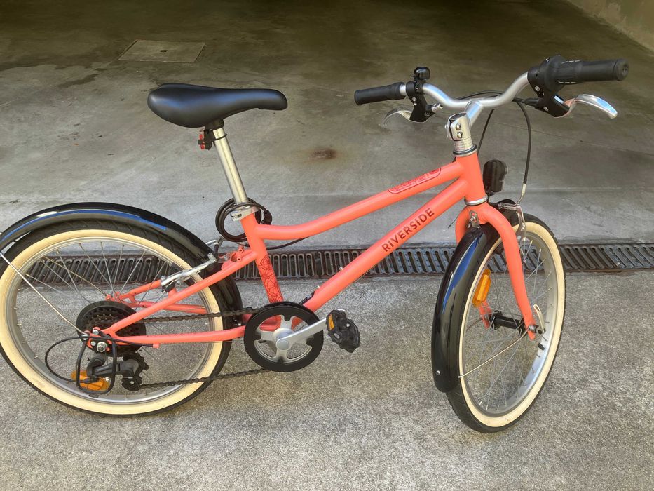 Bicicleta cidade criança. roda 20, excelente estado