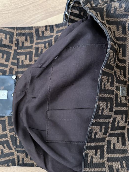 Carteira fendi mia zucca