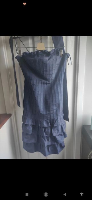 Piękna sukienka 100% jedwab Hexeline r.36-S