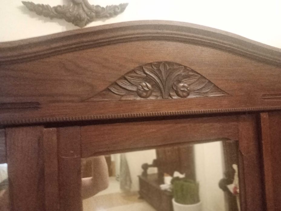 Oryginalna przedwojenna szafa na korytarz z lustrami