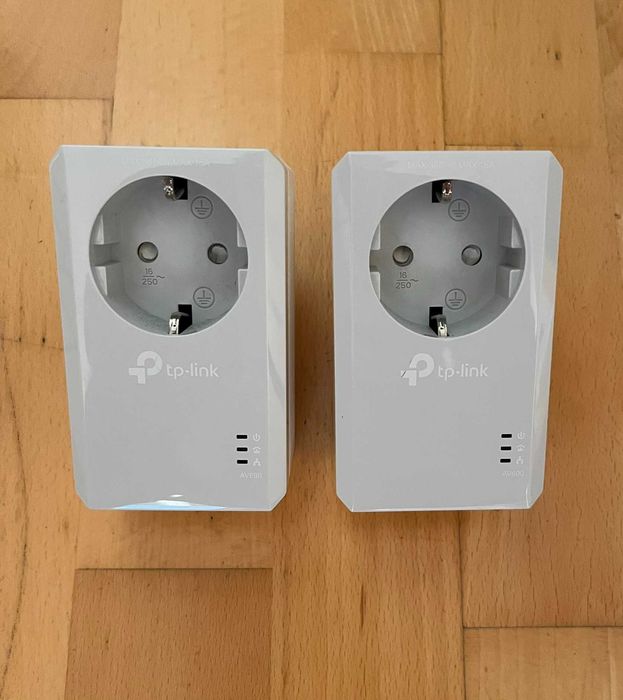 TL-PA4010P KIT Zestaw transmiterów sieciowych AV600 z gniazdkiem