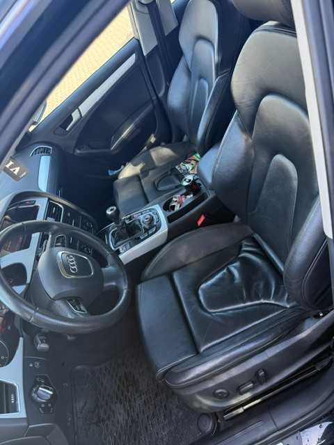 AUDI A4B8 2011r 2.0 tdi