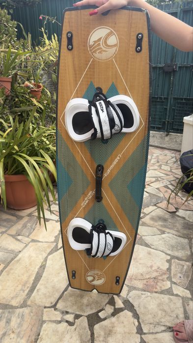 Prancha kitesurf cabrinha board