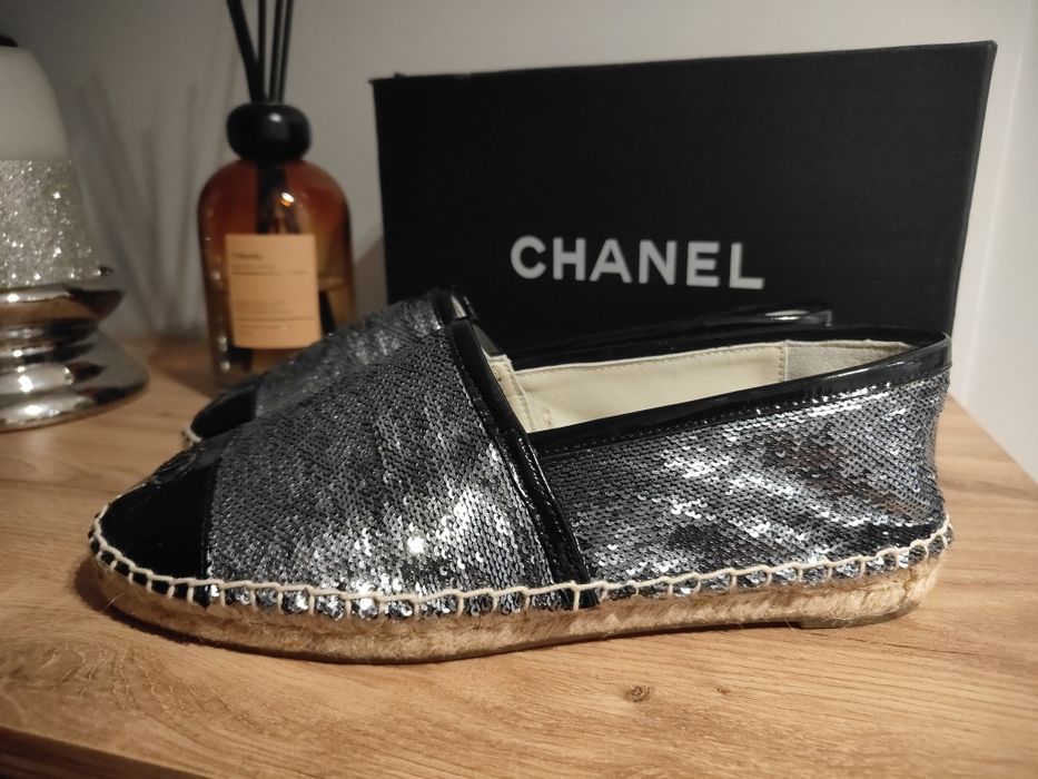 Piękne espadryle CC Chanel