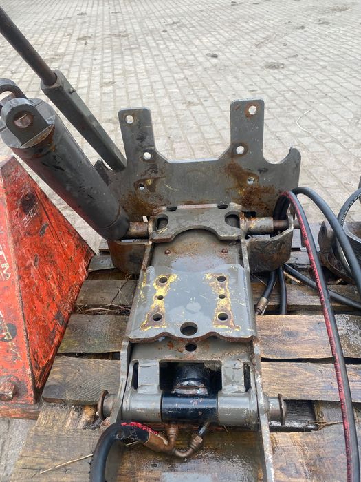 Zaczep dolny typu hitch claas arion