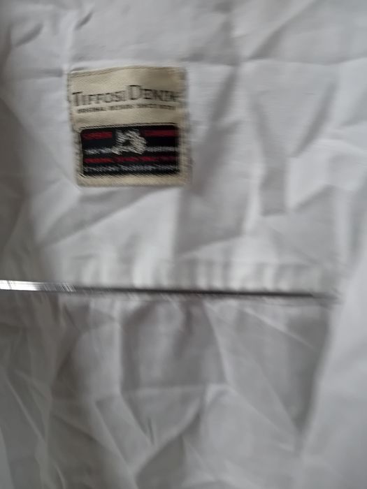 Camisa branca, usada 2 vezes