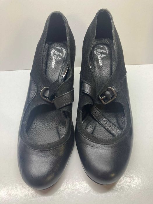 Sapatos Pretos de Salto Alto com Fivela (Nº 37)