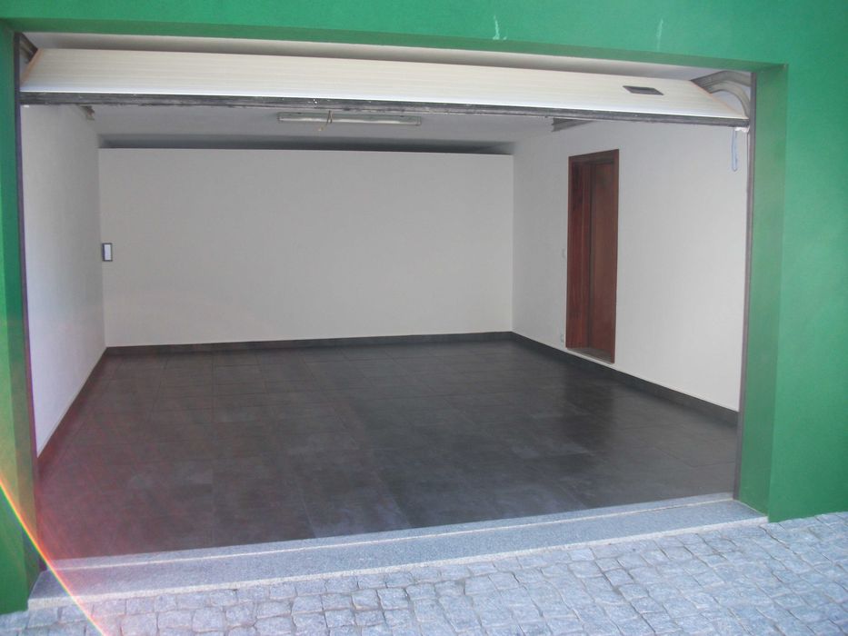 Penafiel -aluga-se casa perto Igreja Sameiro por 3 anos e 850€ mês