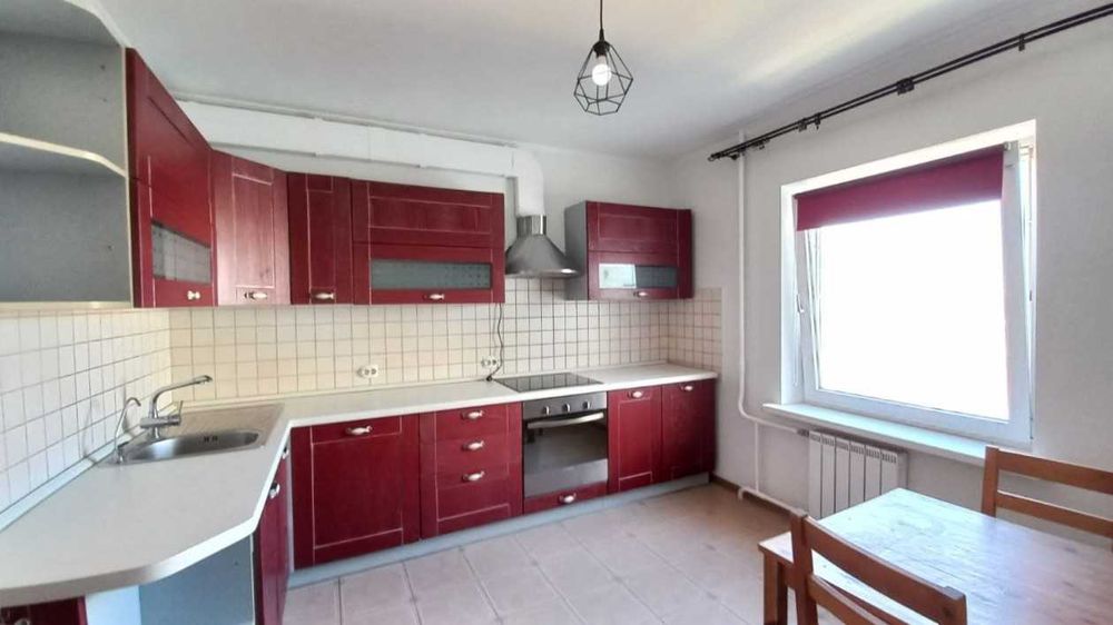 Оренда 2к квартира Вул. Ернста 6 Солом'янський р-н