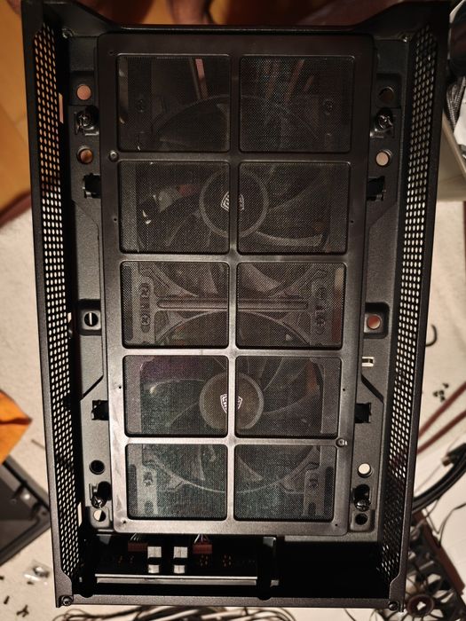 Caixa NZXT H200i Preta com RGB