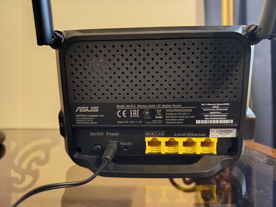 Router ASUS 300mbs