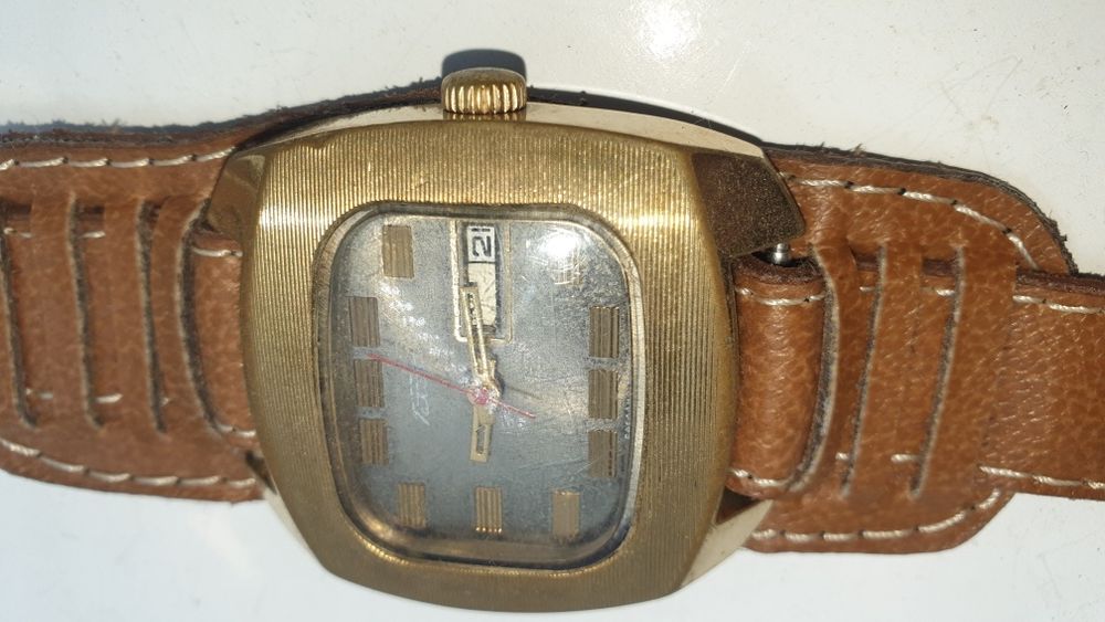 Часы Ракета AU 10.