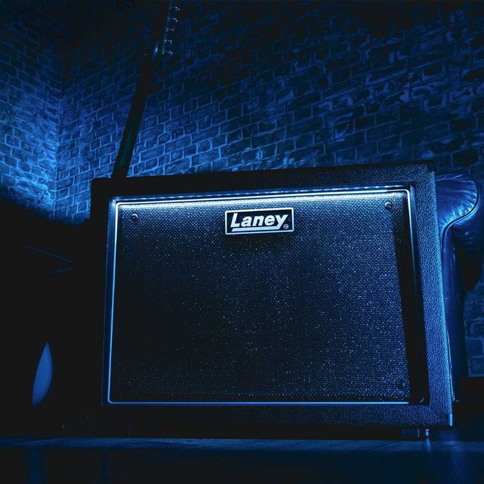 Гитарный кабинет активный Laney LFR-112