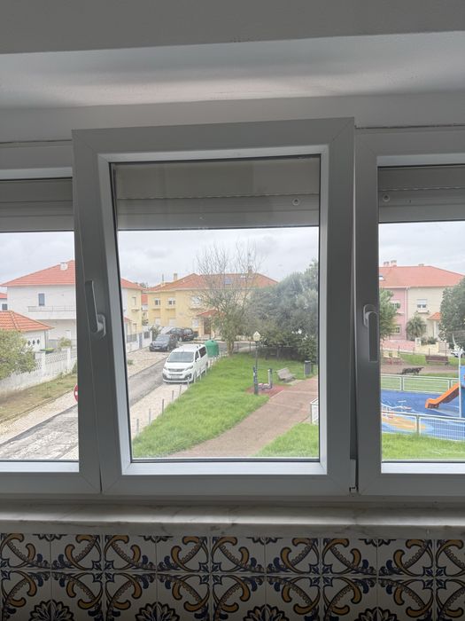 Aluga-se quarto Bairro da Encarnação