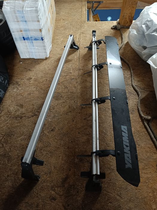 Bagażnik dachowy oryginalny Mercedes w202 sedan kluczyk