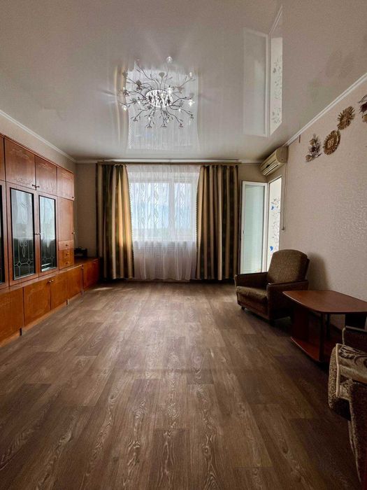 Продаж затишної 2-кімнатної квартири в самому центрі м. Сміла.