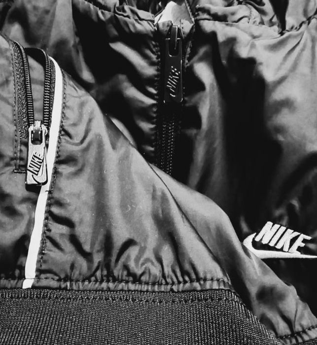 Куртка, вітровка на підлітка Nike