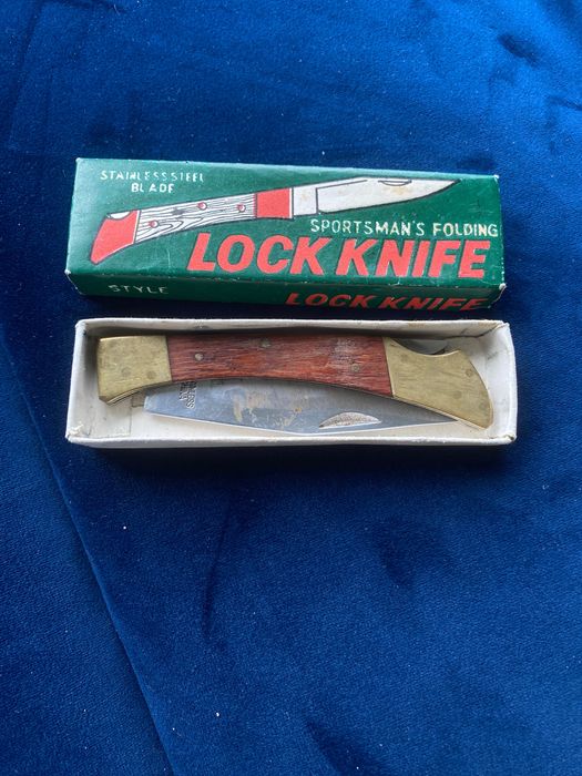 Nożyk -lock knife