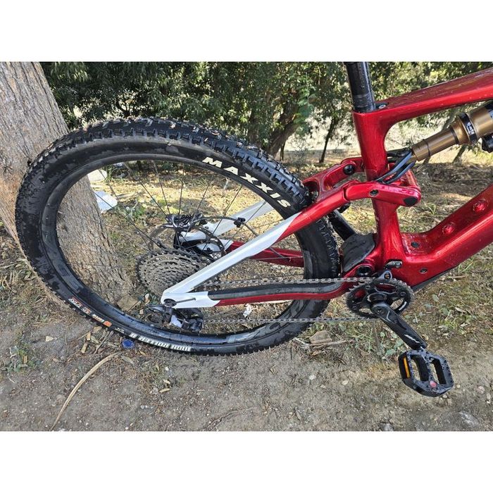 Bh eletrica semi nova s carbono super equipada