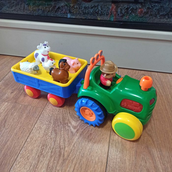 Піратський корабель, ковчег, трактор