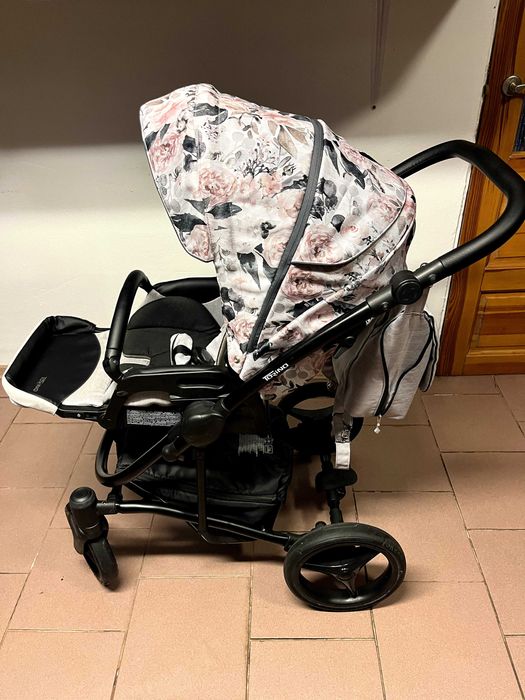 Wózek BEBETTO TORINO  2w1 / 3w1 / 4w1 z baza Isofix KWIATY