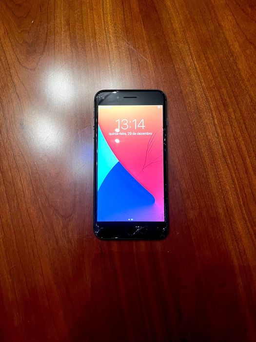 iPhone 8 plus desbloqueado