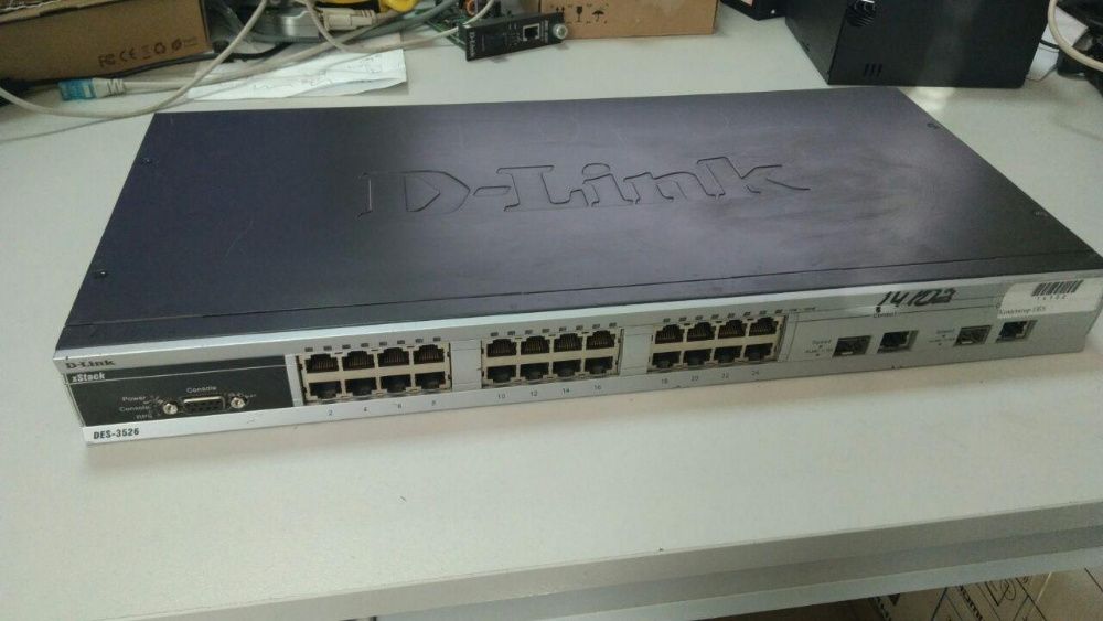 Коммутатор D-Link DES-3526