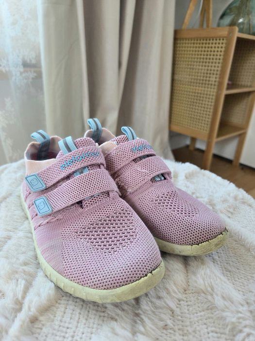 Buty sportowe różowe na rzepy Elefanten R. 28 dla dziewczynki
