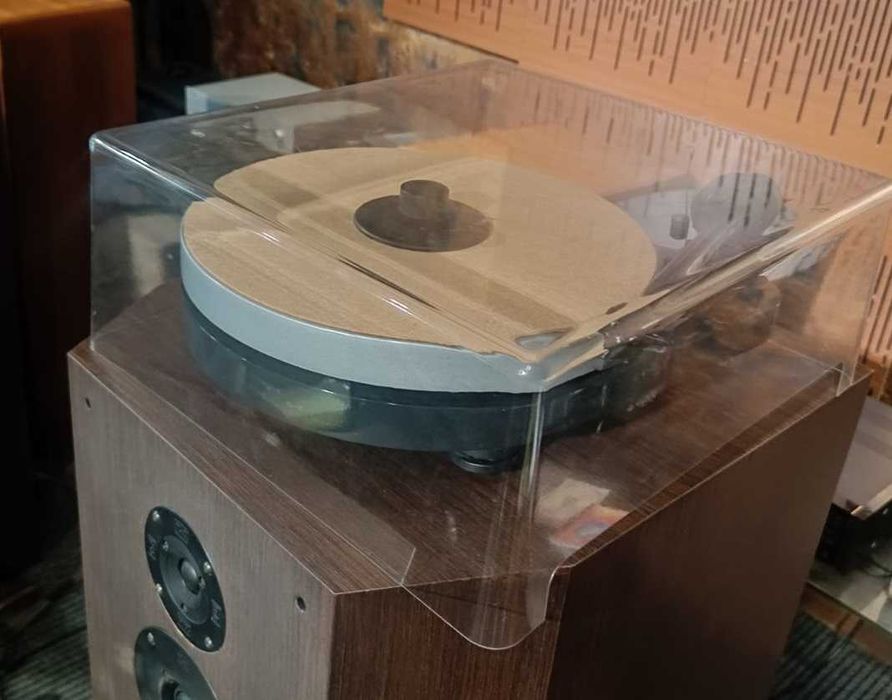 Програвач вінілу Pro-Ject RPM 5.1 + Pro-Ject Speed Box S