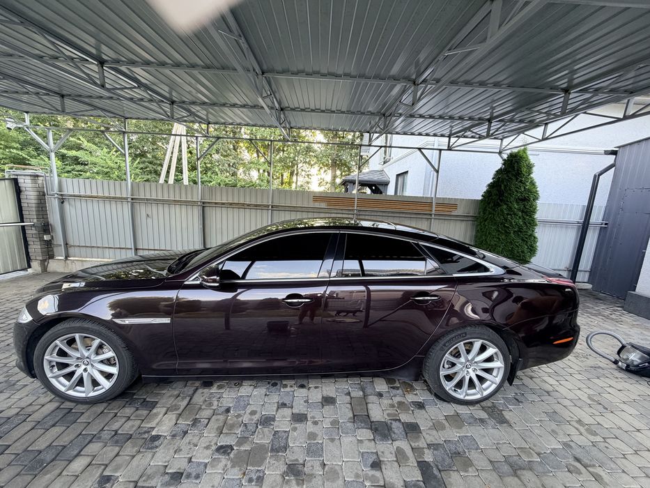 Продам Jaguar xj