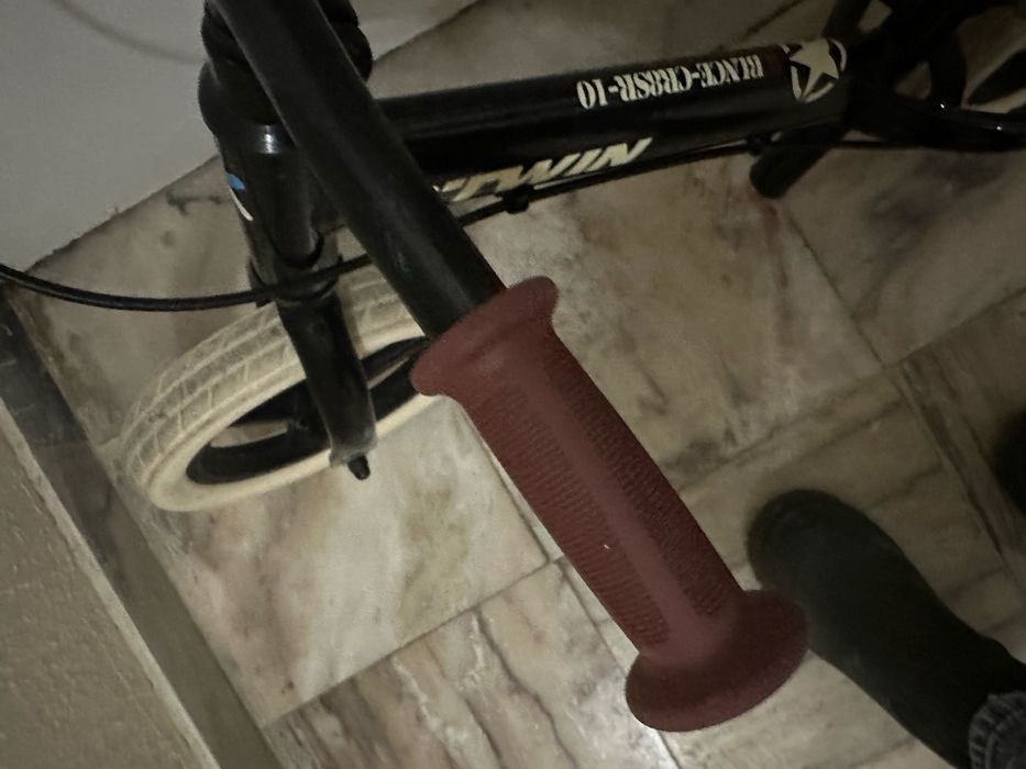 Bicicleta equilibrio crianca