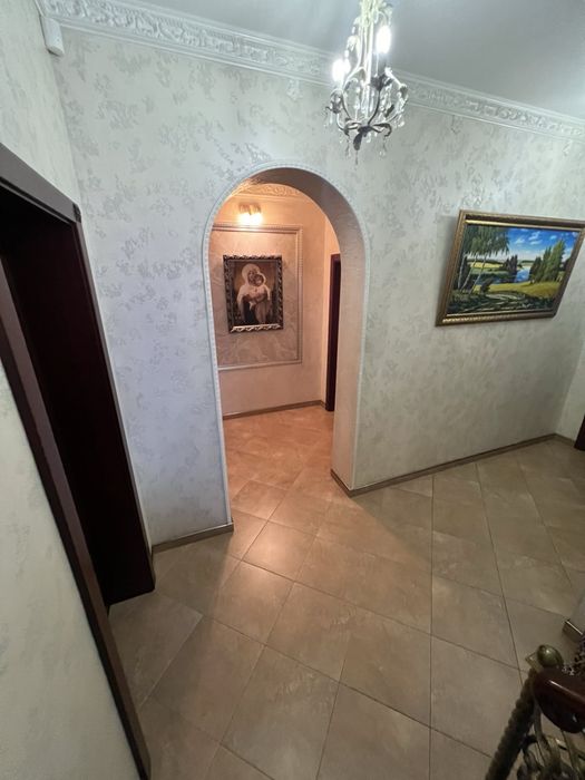 Продам будинок в м Бровари