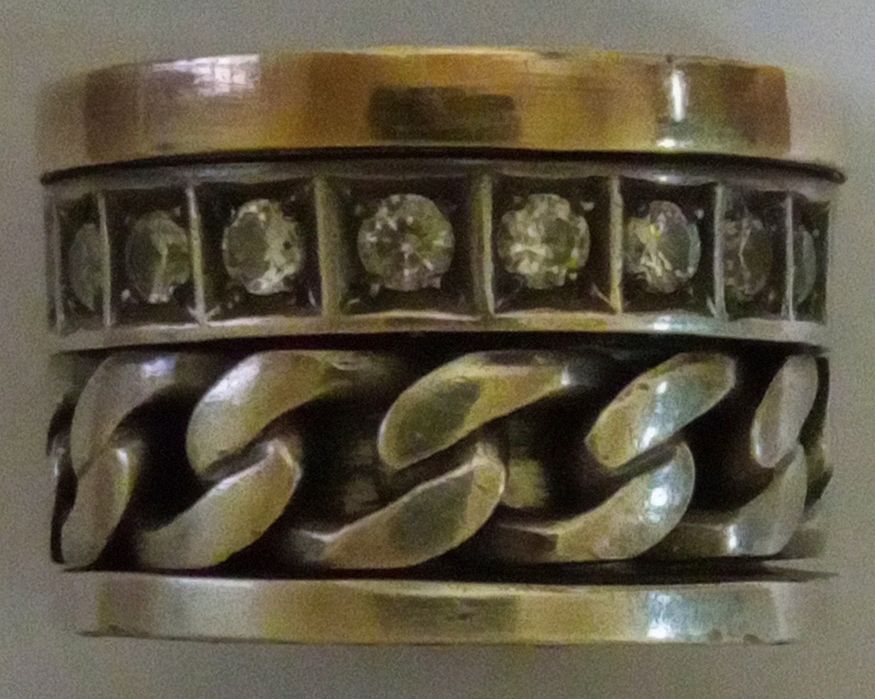 Anéis em prata e ouro