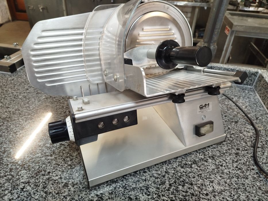 Слайсер професійний