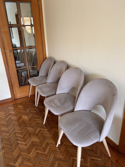 Conjunto de Cadeiras  de jantar