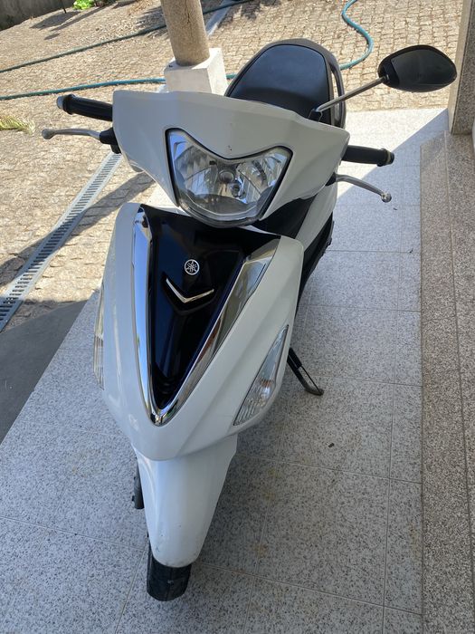 scooter yamaha 125cc D’ eleight