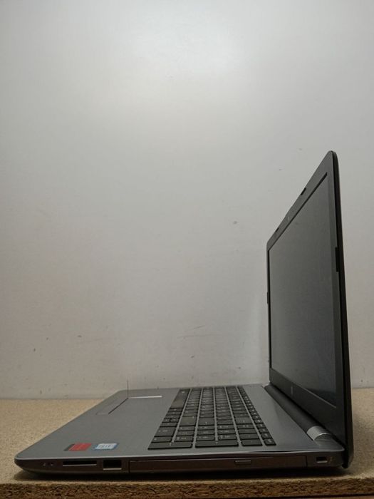 Ноутбук для роботы