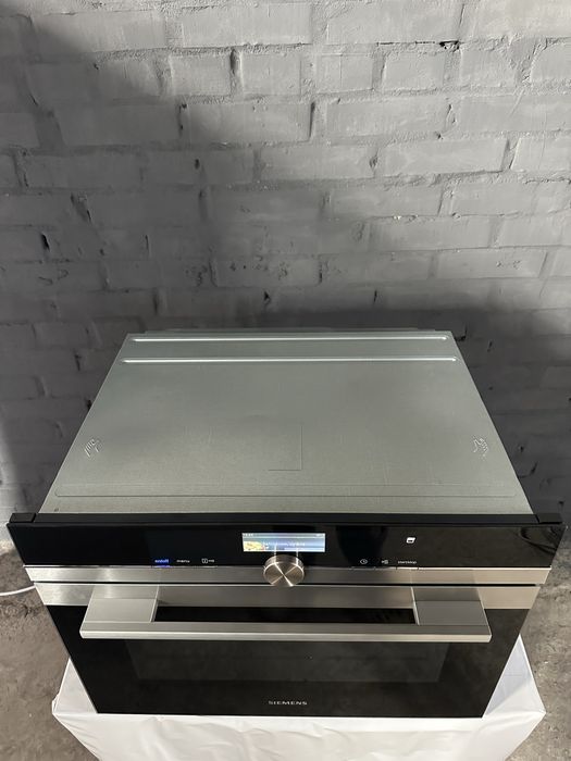 Духова шафа з функцією пари Siemens CS636GBS1/05