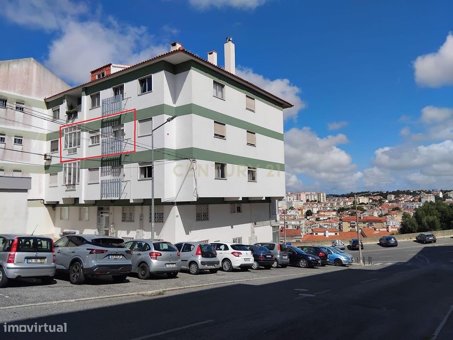 Apartamento T1 em Agualva-Cacém. Excelente Localização e Bons Acessos