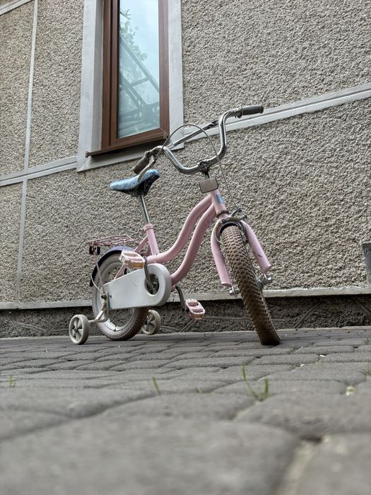 Дитячий велосипед трьохколісний
