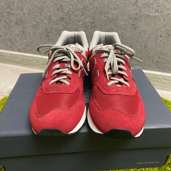 Червоні чоловічі кросівки New Balance 574