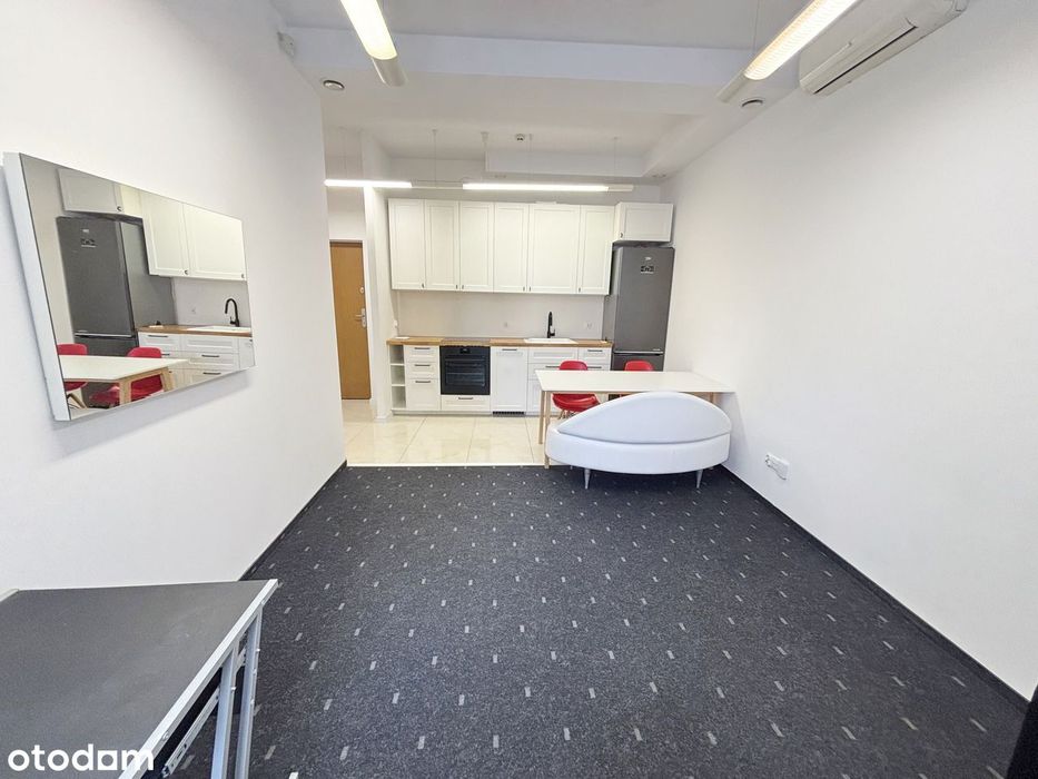 40 m² w centrum miasta z miejscem parkingowym - Widok 2